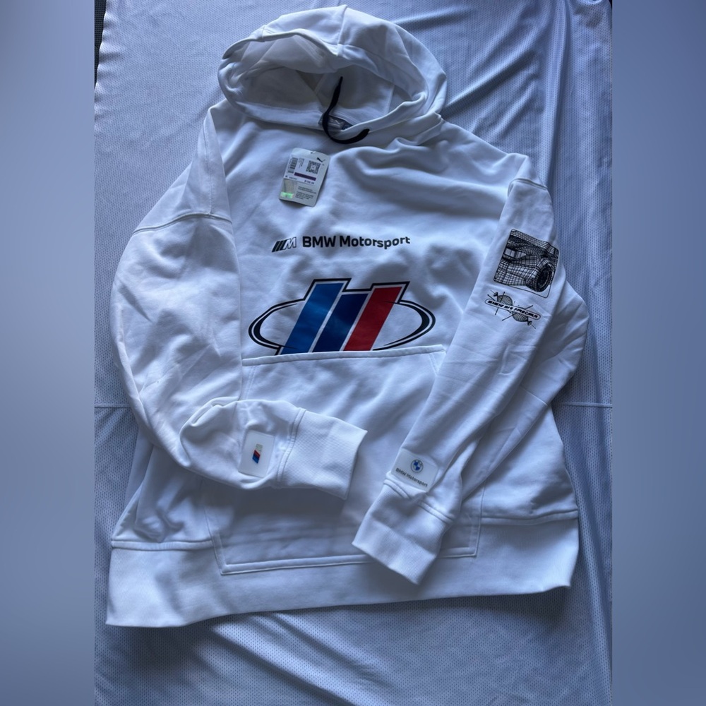 Puma BMW Motorsports White Street Hoodie NWTs size 2XL